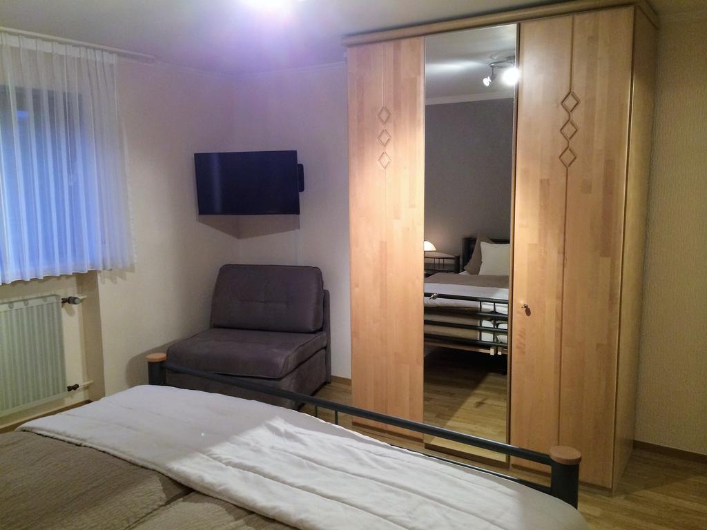 Ferienwohnung-Lind Wimbach Ruang foto